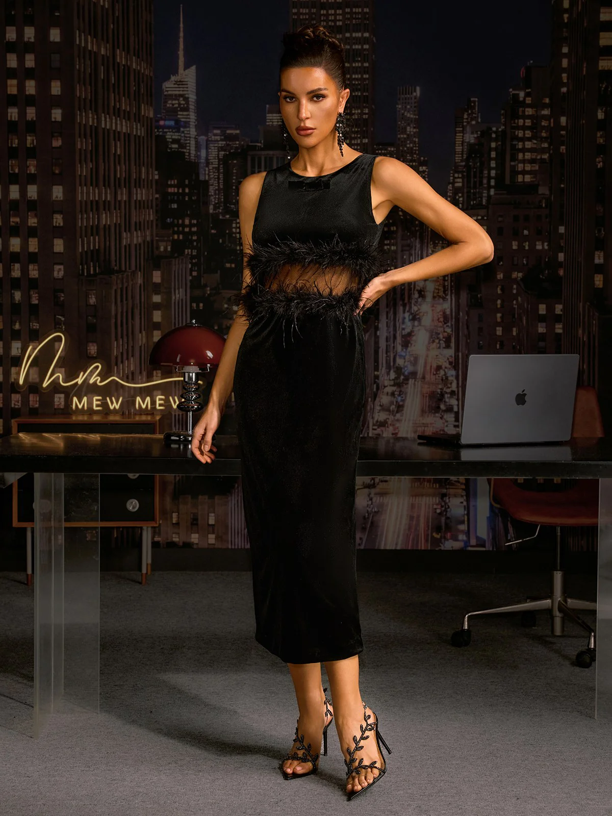 Anavia Sleeveless Feather Velvet Midi Dress - Image 5