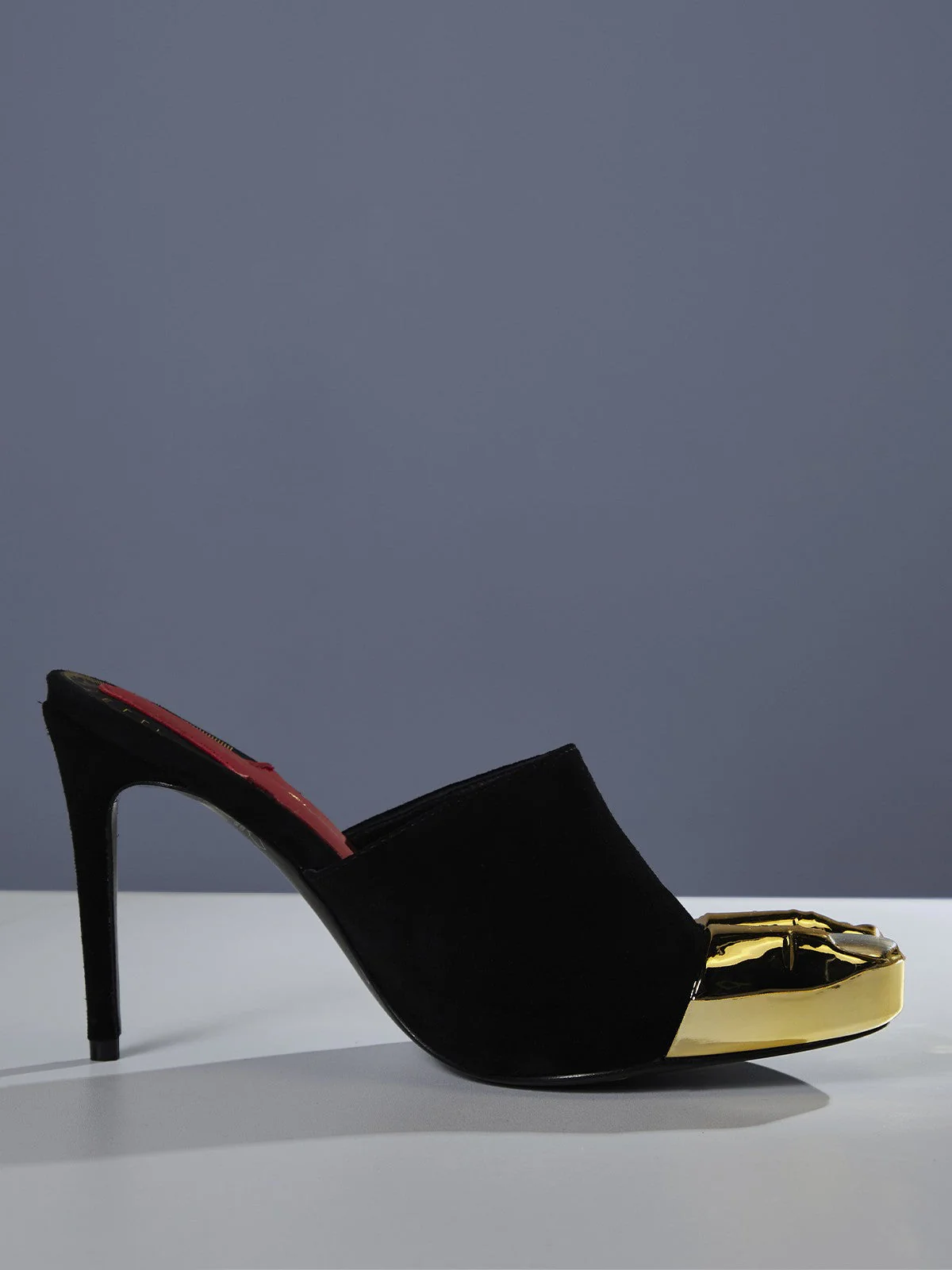 Balto Toe Sandals