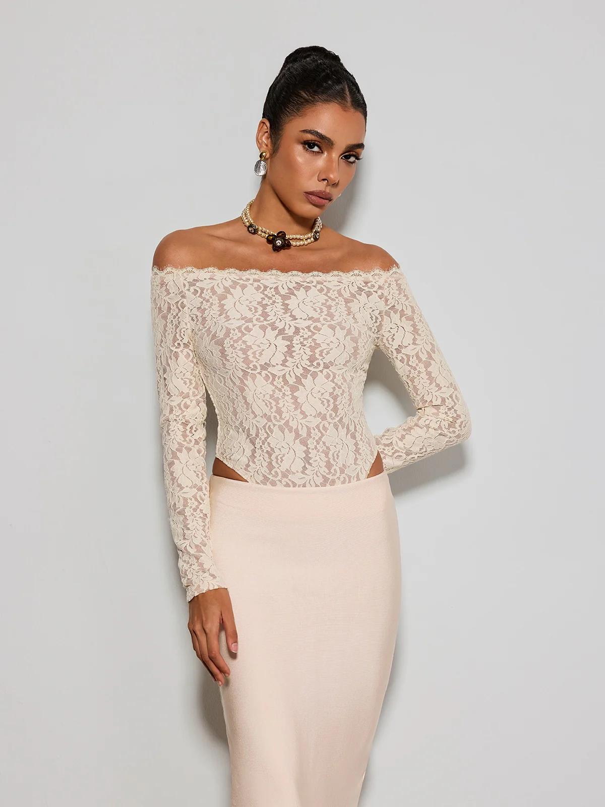 Caylen Off Shoulder Lace Bodysuit - Image 4