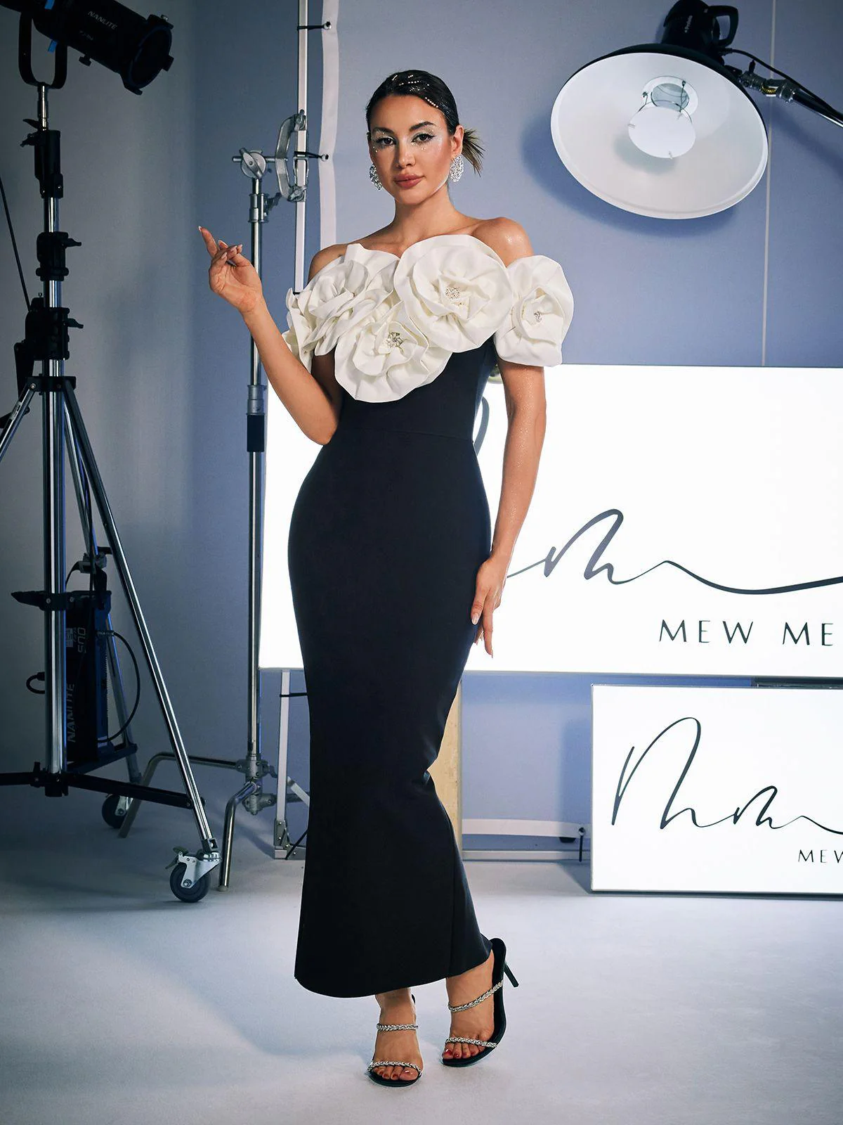 Creed Off Shoulder Flower Bandage Dress - Image 5