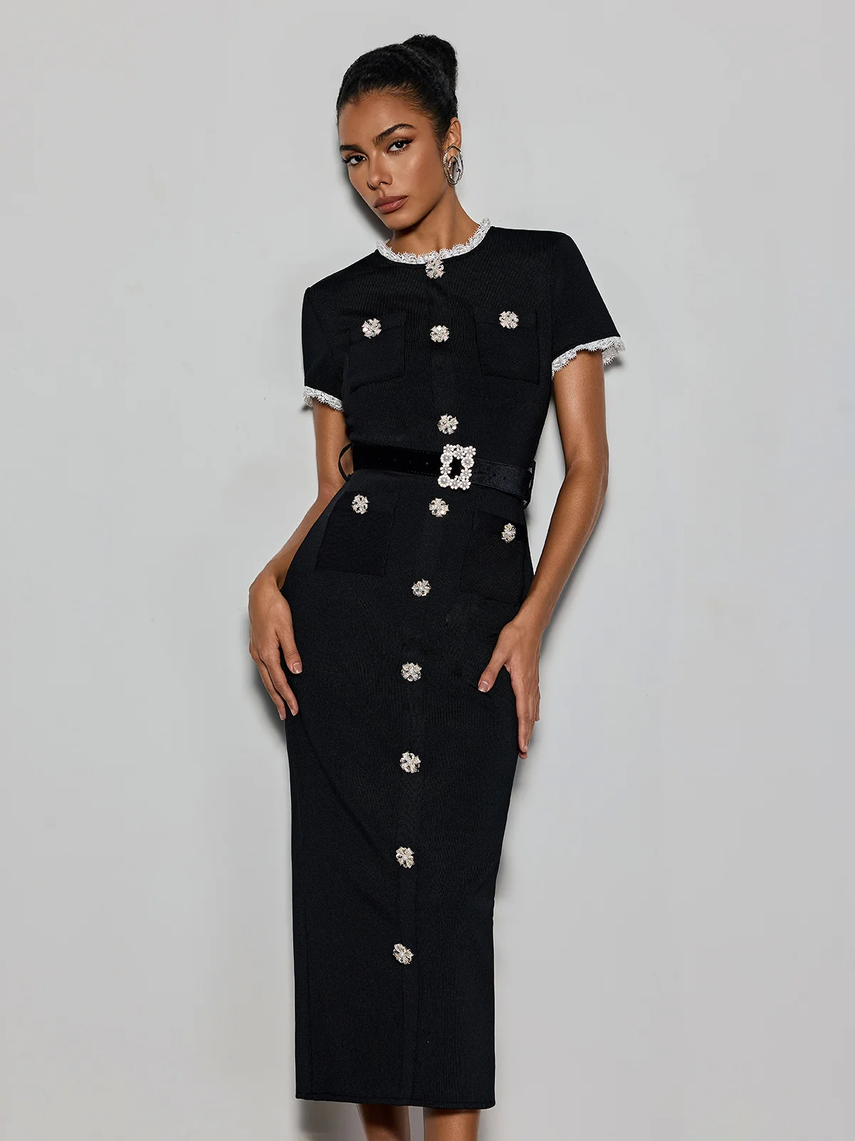 Cyanne Short Sleeve Pearl Knitted Midi Dress - Image 5