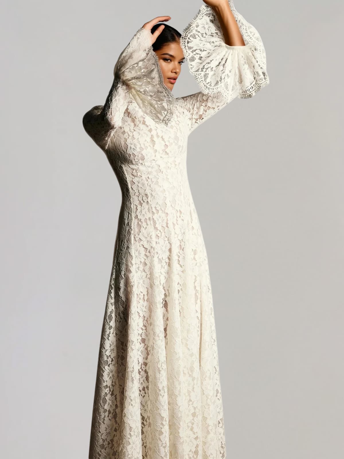 Ferith Bell Sleeve Lace Maxi Dress - Image 3