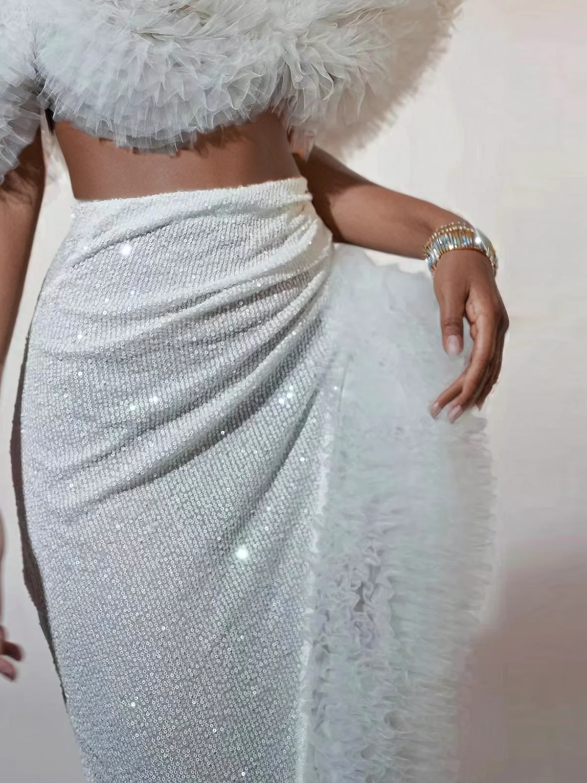 Jalynne Corset Tulle Trimmed Sequin Skirt Set In White - Image 3
