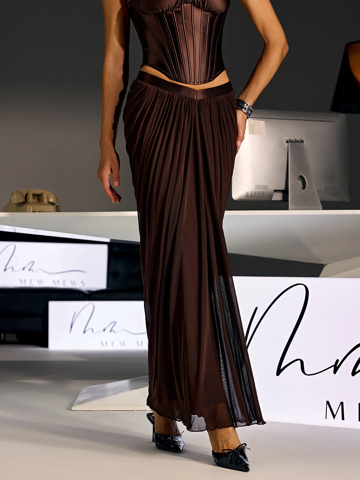 Jondral Ruched Skirt - Image 2