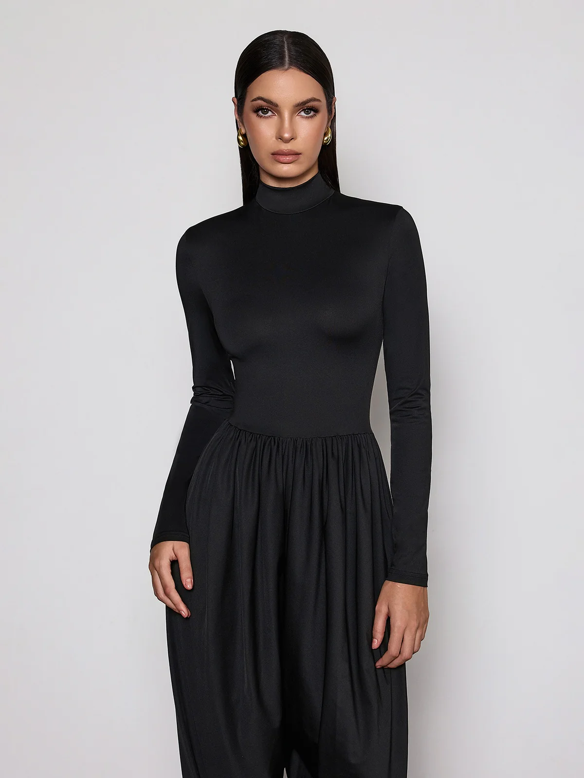 Laurien Long Sleeve Ruched Jumpsuit In Black - Image 8