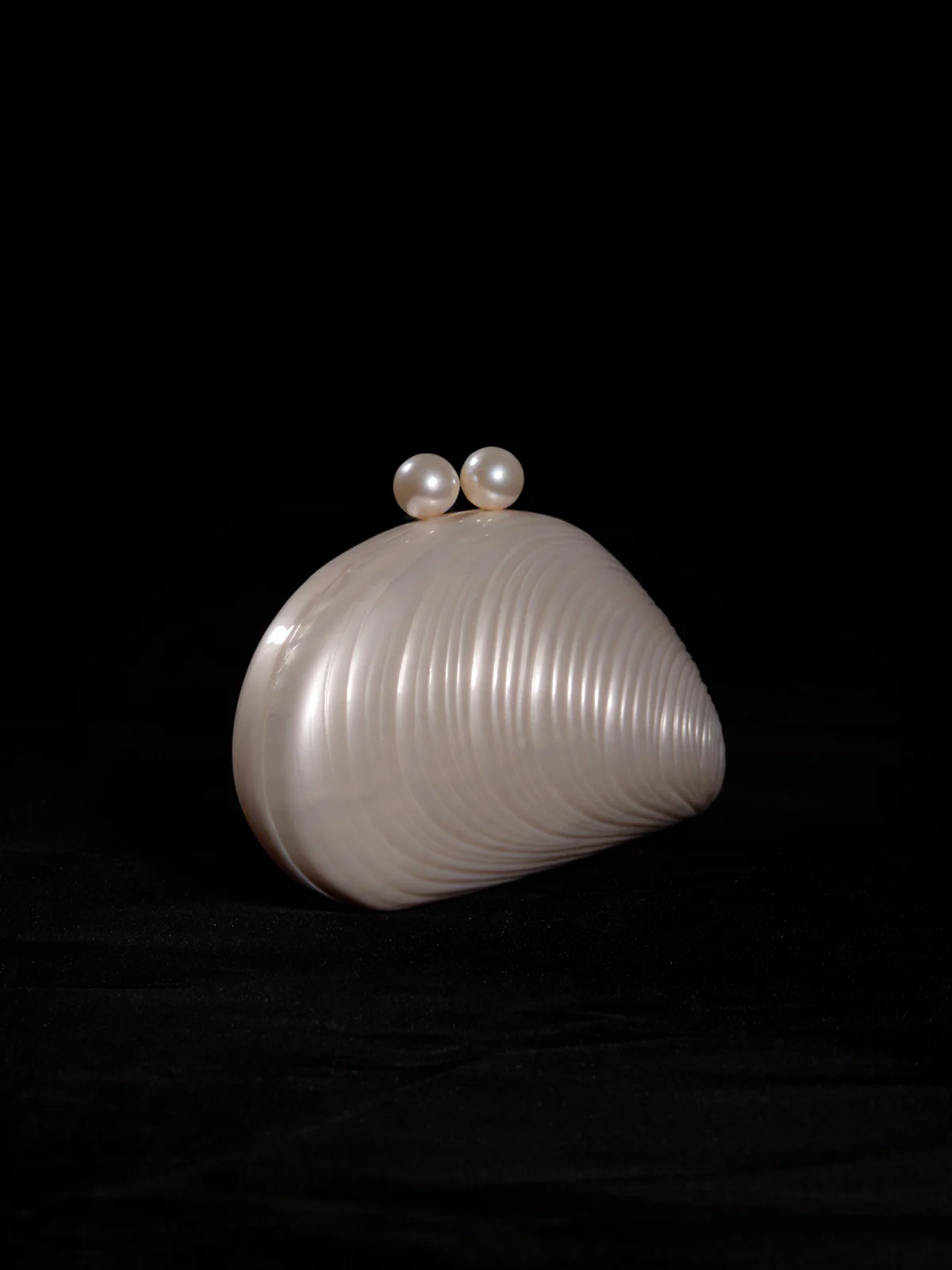 Mahin Seashell Convertible Clutch - Image 7