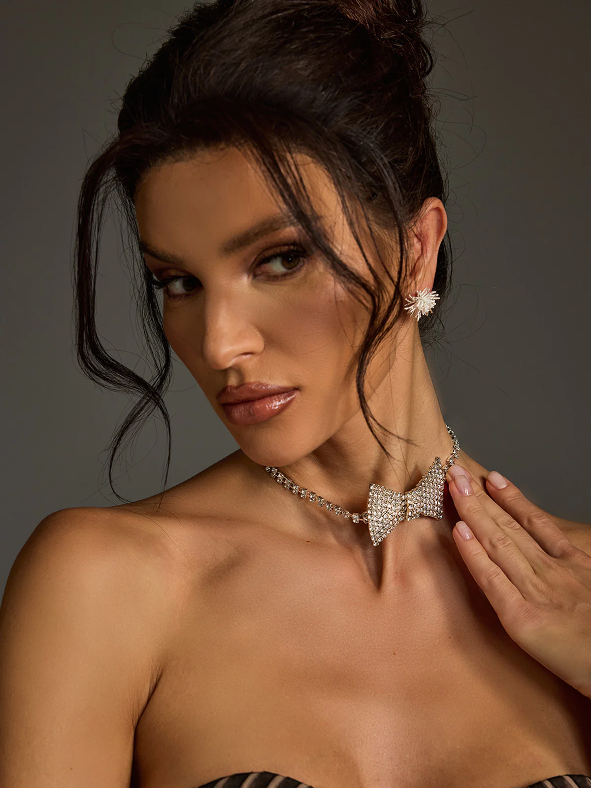 Melrose Bow Crystal Choker - Image 6