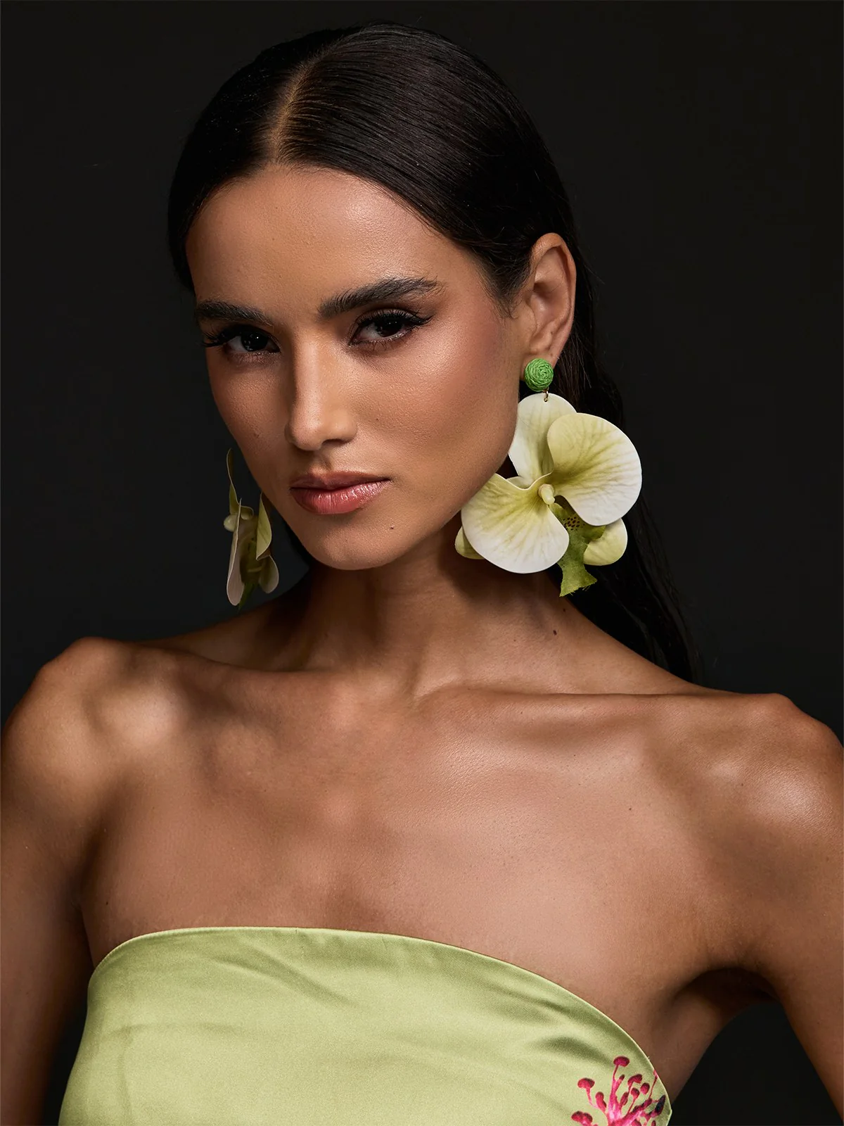 Olatunde Flower Earrings - Image 3
