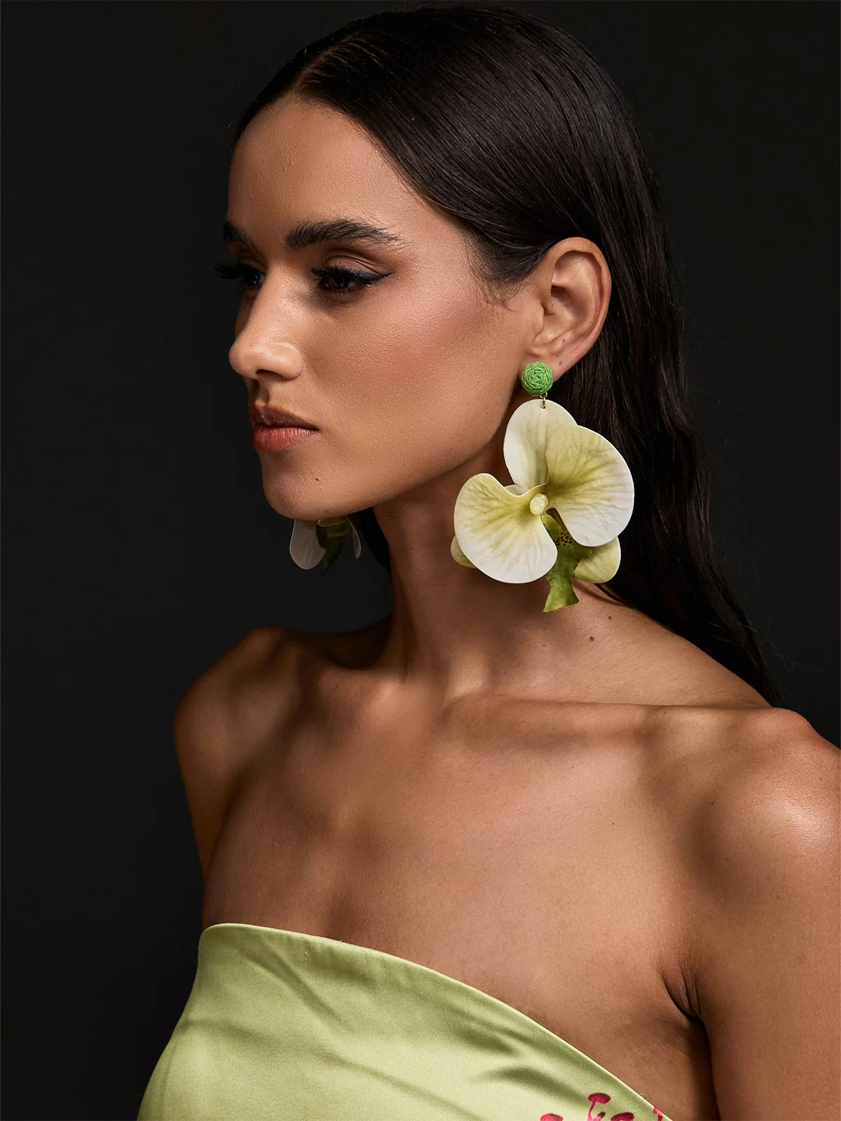 Olatunde Flower Earrings - Image 4