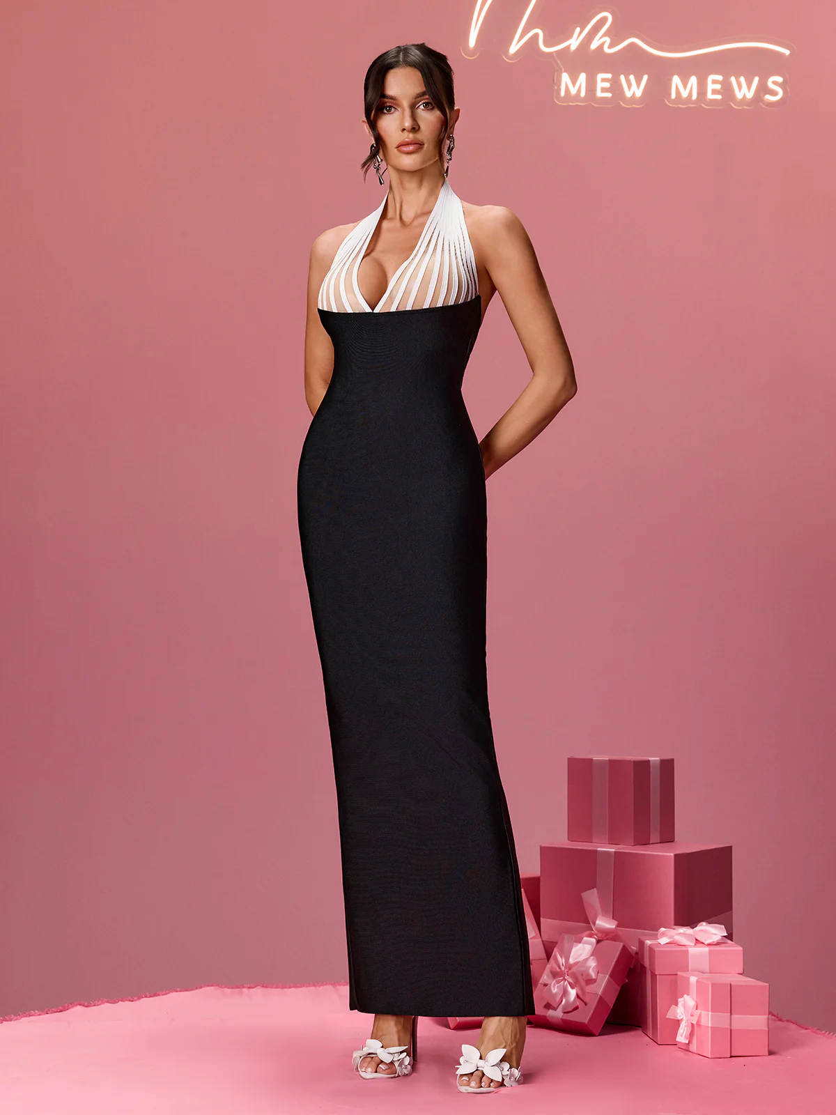 Olyndar Halterneck Split Maxi Dress - Image 5