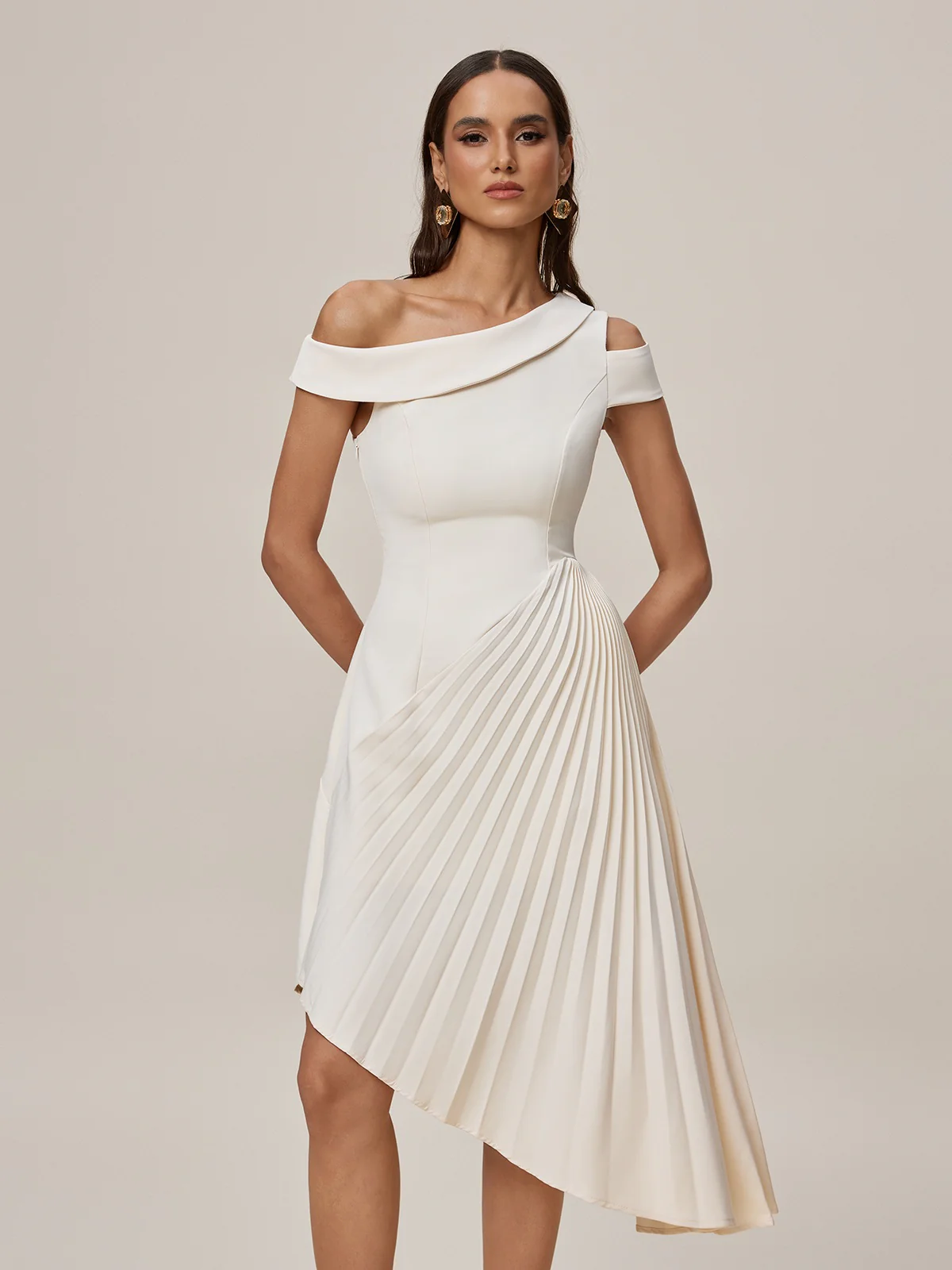 Onyeka One Shoulder Pleated Midi Dress - Image 2