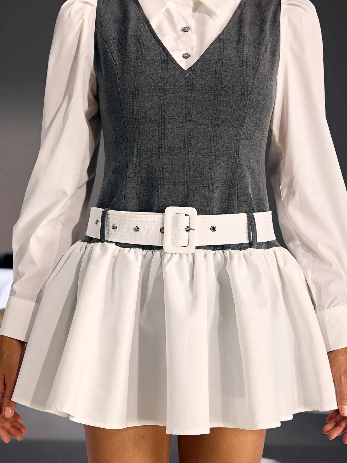 Qoryndal Long Sleeve Mini Dress With Belt - Image 6