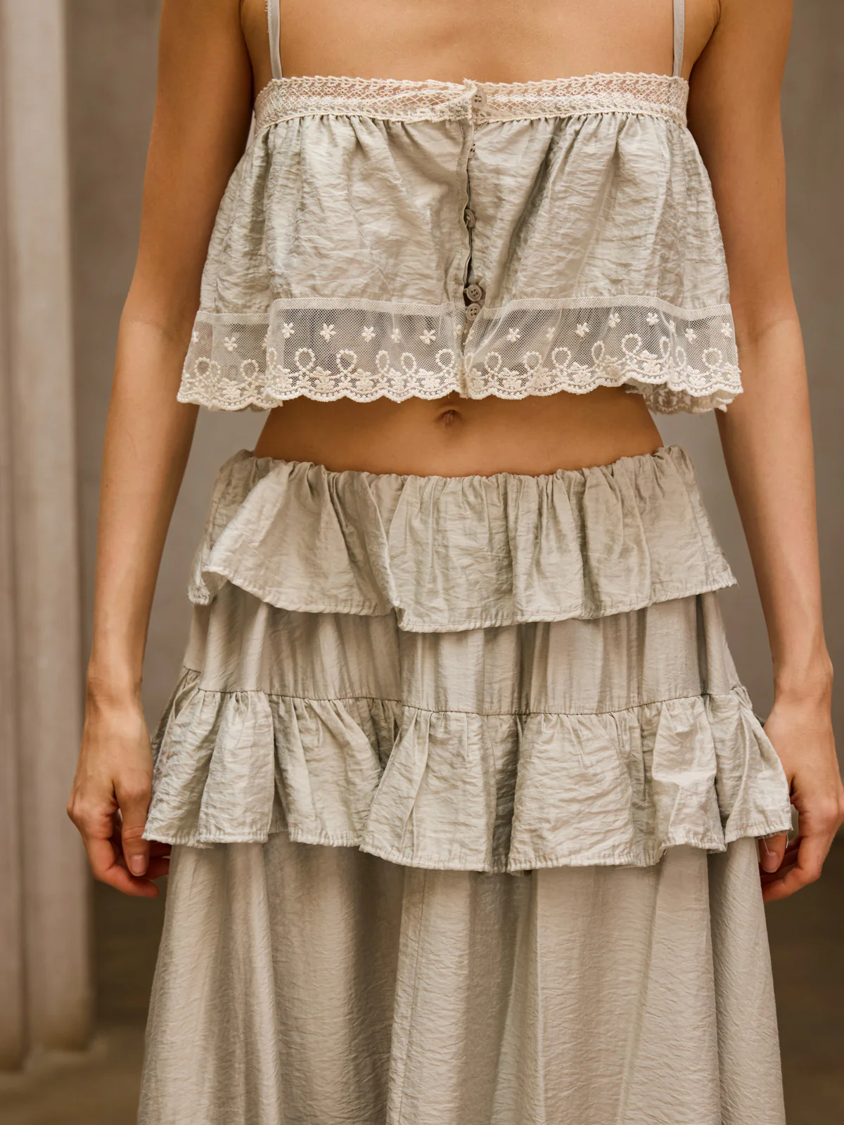 Relythic Ruffle Lace Skirt Set - Image 7