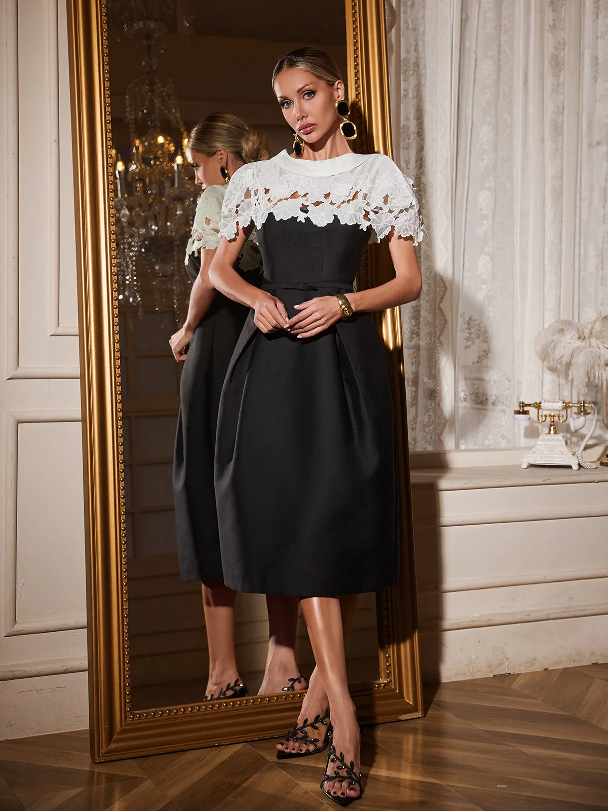 Reyra Floral Cutout Midi Dress - Image 3