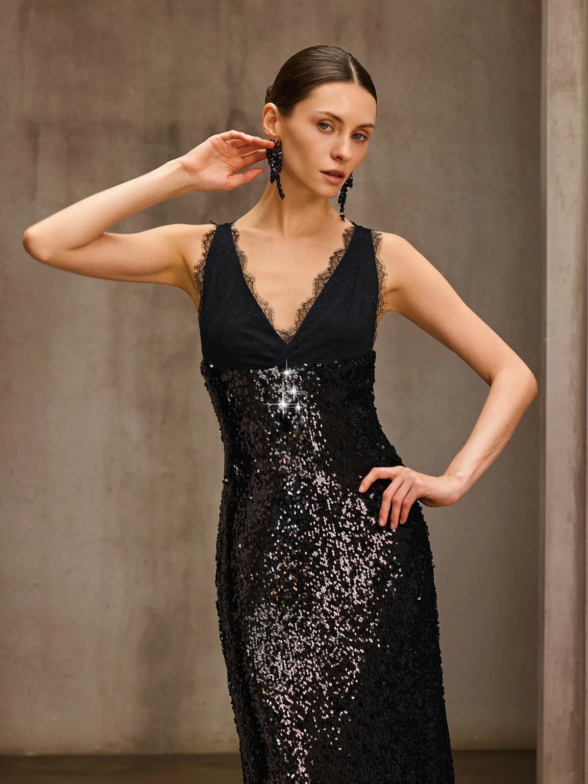 Tyrelix V Neck Sequin Maxi Dress - Image 2