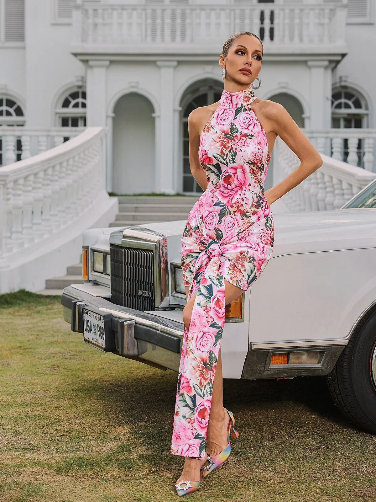 Wyvanna Halterneck Floral Twisted Mini Dress - Image 5