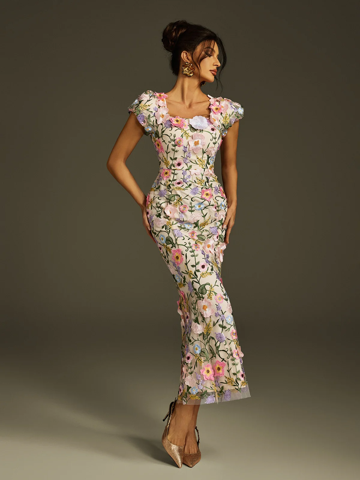 Zolthar Embroidered Flower Midi Dress - Image 2