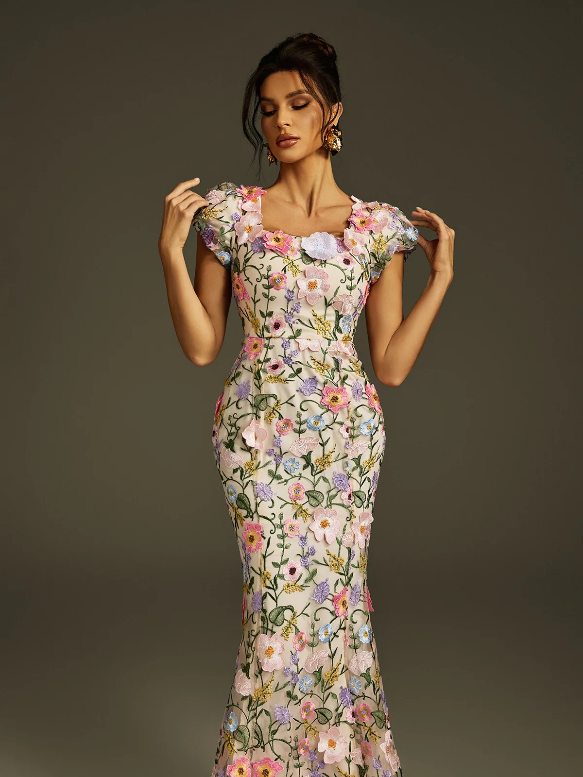 Zolthar Embroidered Flower Midi Dress - Image 5